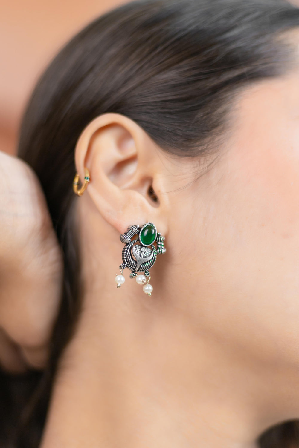 Nazaqat Pearl Necklace Set - Artyaah