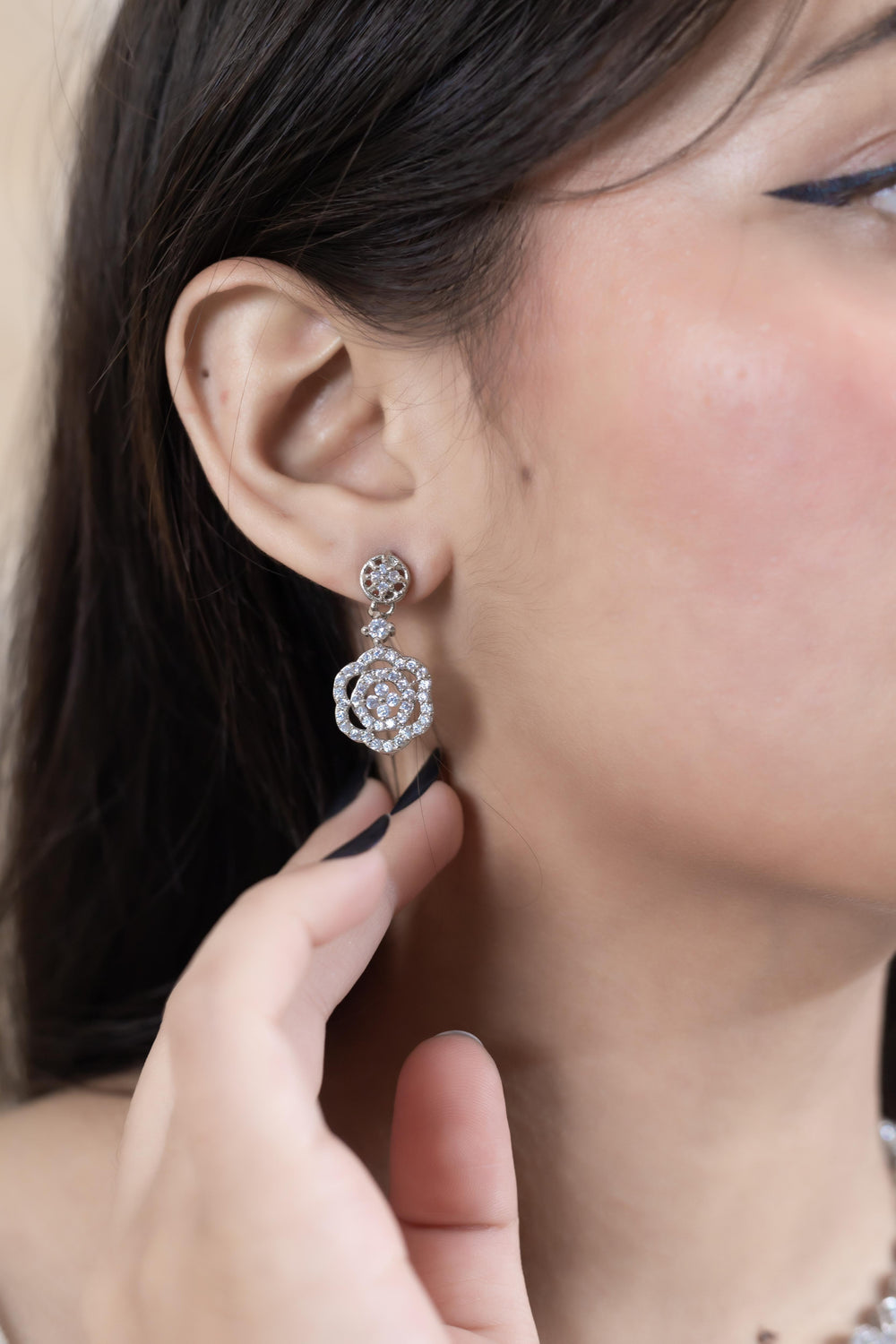 Royal White Charm Necklace Set - Artyaah