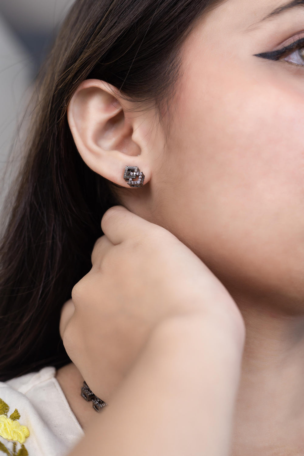 Midnight Geometry Necklace - Artyaah